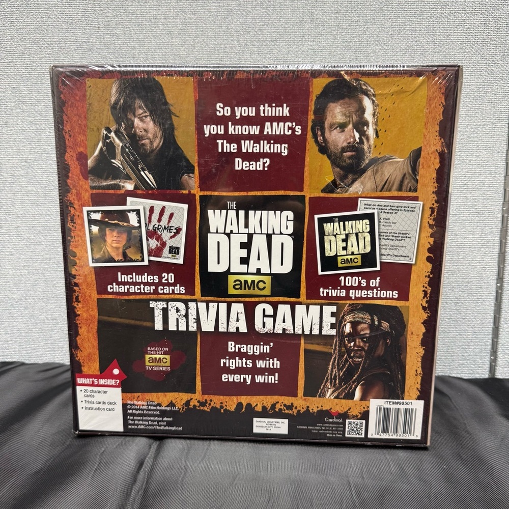 The Walking Dead Trivia Board Game Cardinal Zombies AMC 2014
